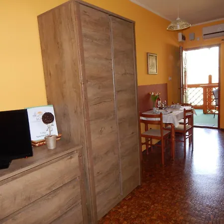 Apartment Voelgy *