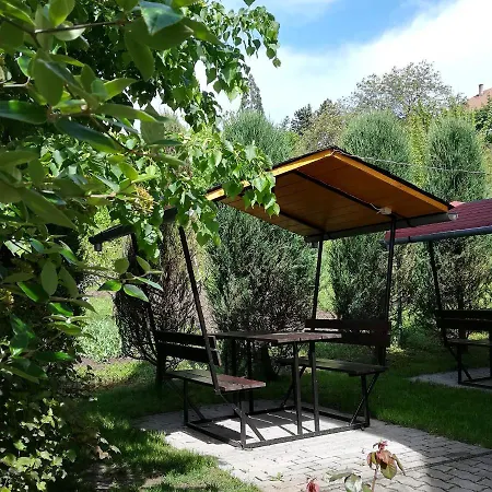 Völgy Apartman Eger